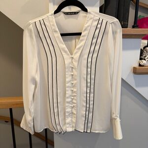 Zara Cream 3/4 Sleeve Bib Collar Blouse